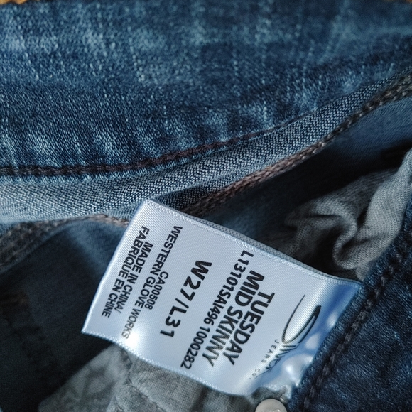 2/$50 Silver Tuesday Mid Skinny - Picture 5 of 8